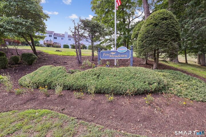 Property Photo:  10 Glenview Drive 10  CT 06416 