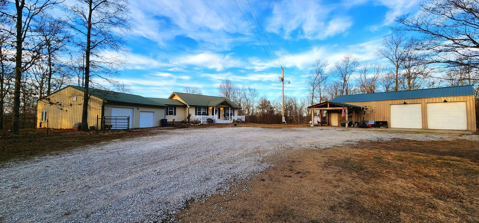 Property Photo:  17529 Highway U  MO 65608 