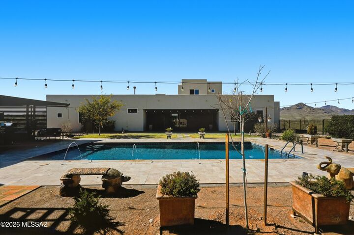 Property Photo:  71 Yoga Court  AZ 85648 
