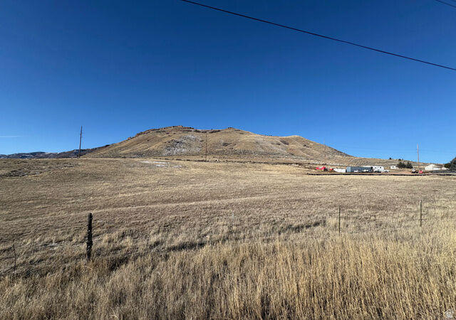 Property Photo:  2687 N East Henefer Rd 1  UT 84033 