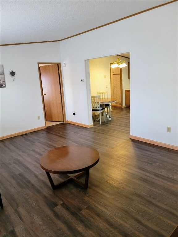 Property Photo:  826 Clover Ln  PA 15668 