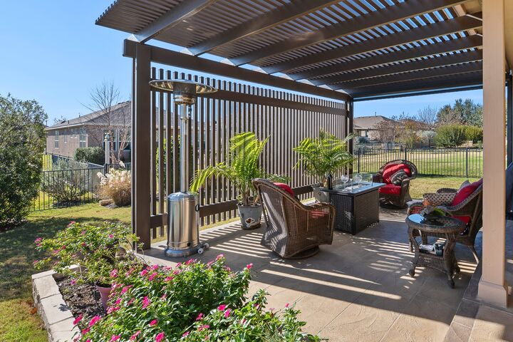 Property Photo: 609 Kite Ridge Street TX 78633