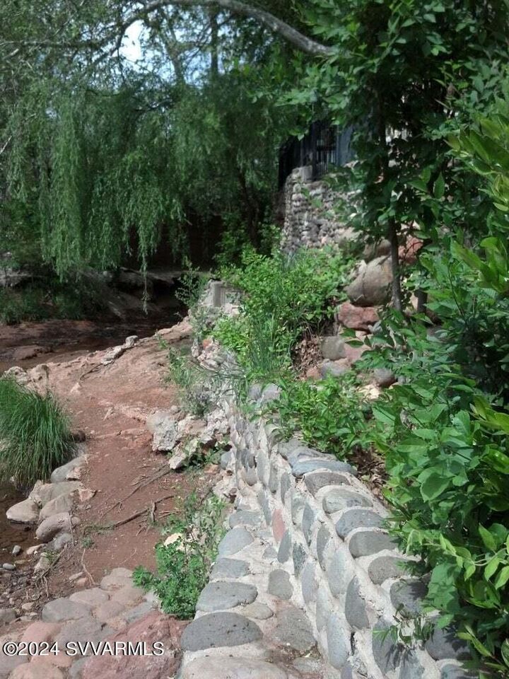 Property Photo:  1156 Az-179  AZ 86336 