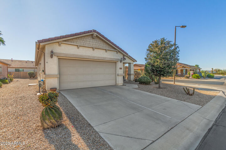 Property Photo:  757 W Twin Peaks Parkway  AZ 85143 