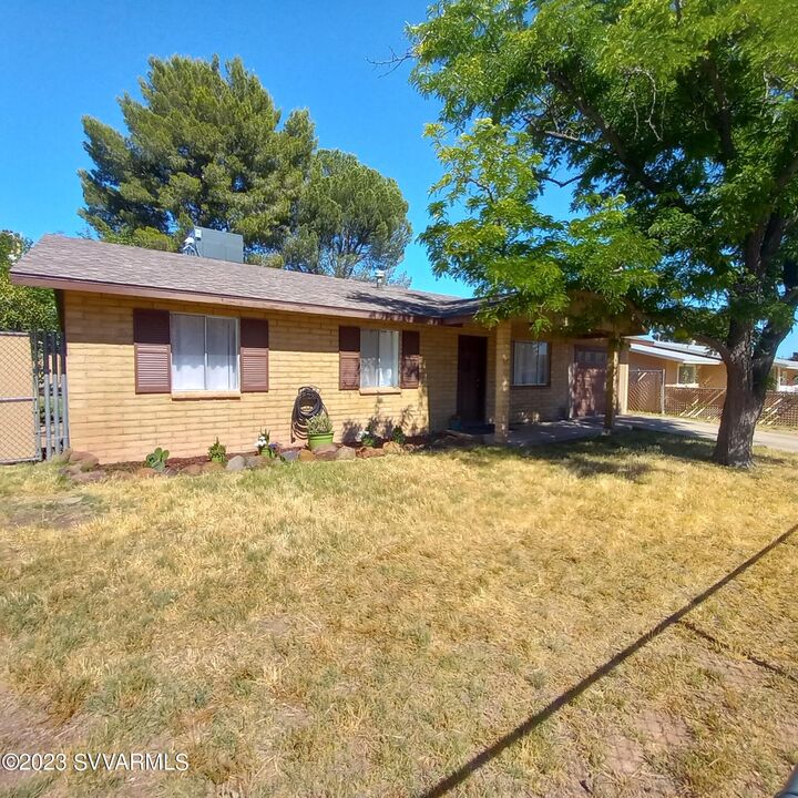 Property Photo:  126 S 10th Place  AZ 86326 