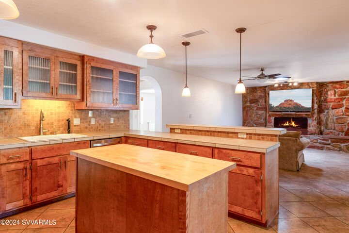 Property Photo: 3966 E Beaver Vista Rd AZ 86335