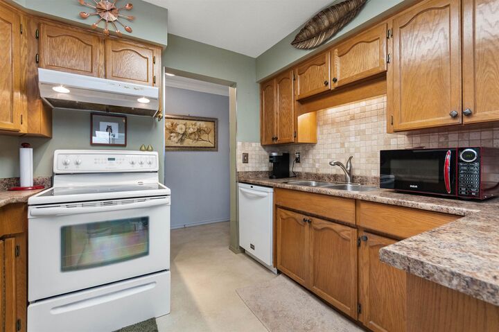 Photo de la propriété:  8725 Elm Drive 206  BC V2P 4Y3 