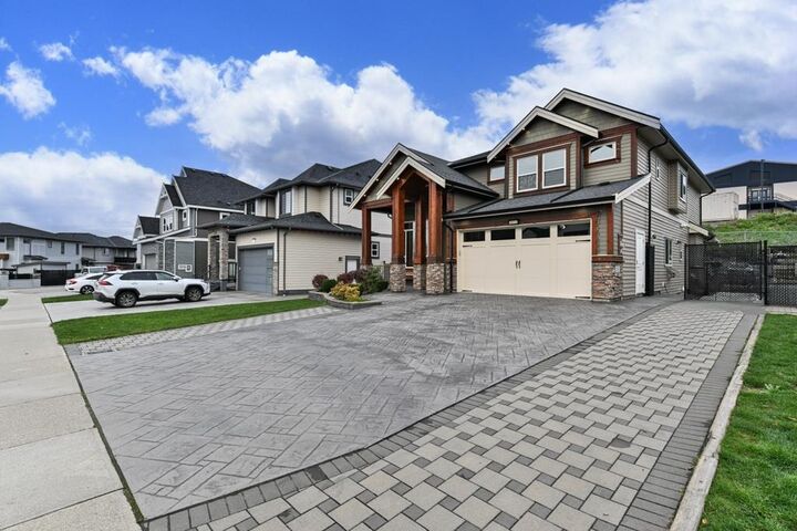 Property Photo:  3412 Headwater Place  BC V2T 0G4 
