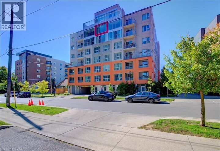 Property Photo:  321 Spruce Street 102  ON N2L 0G4 