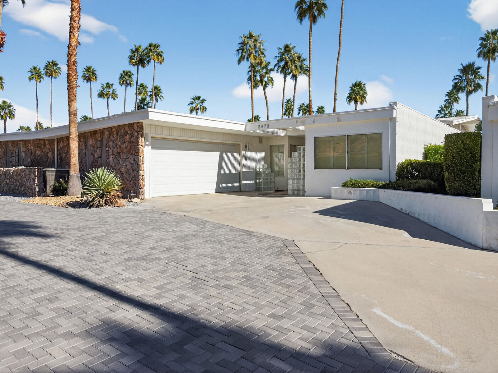 Property Photo:  2472 S Palm Canyon Drive  CA 92264 