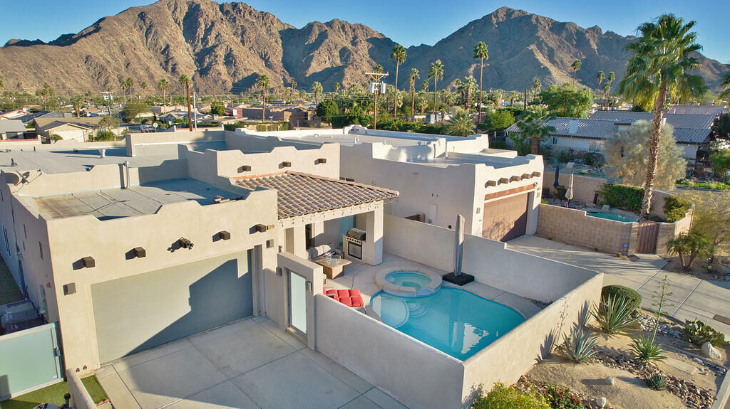 Property Photo:  52720 Avenue Velasco  CA 92253 