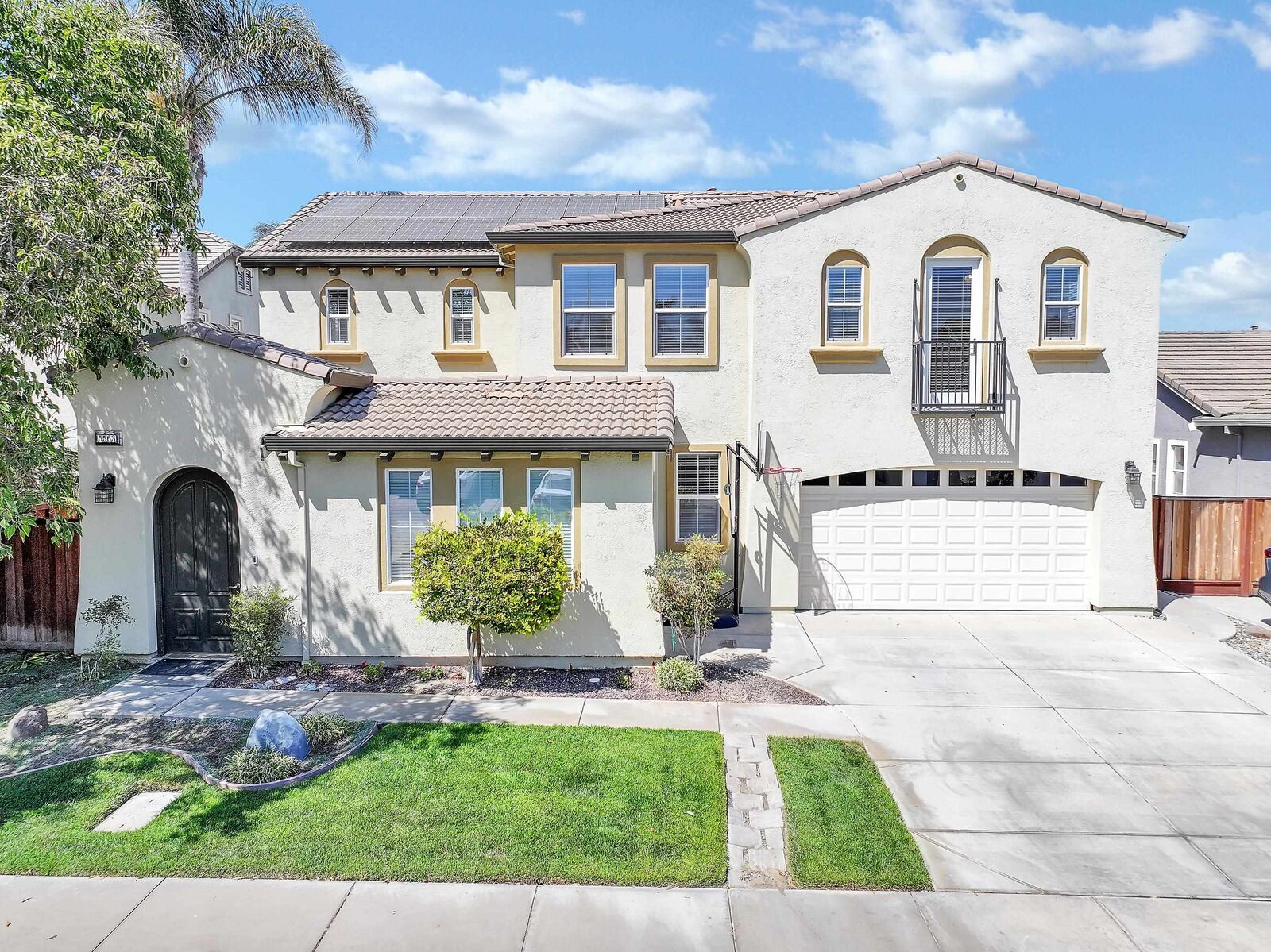 Property Photo:  5563 Arcadia Cir  CA 94505 