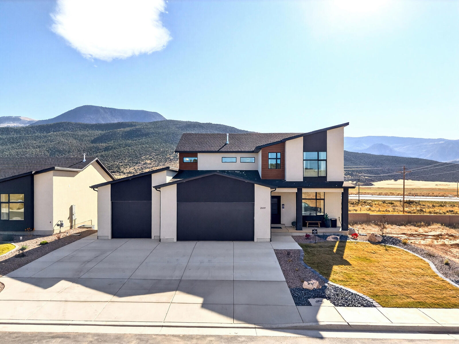 Property Photo:  2549 W Black Sage Dr  UT 84720 