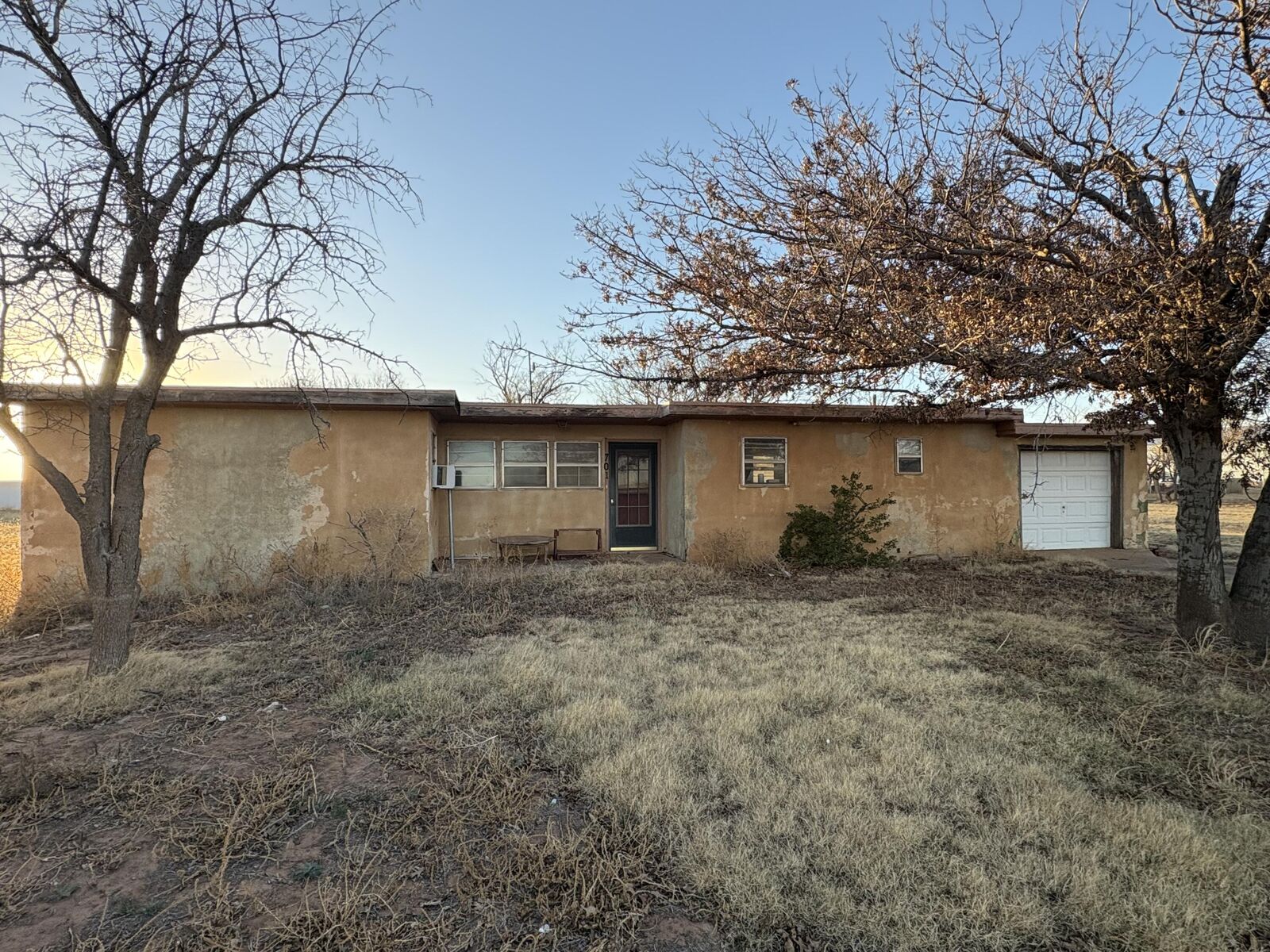 Property Photo:  701 S 14th Street  TX 79316 