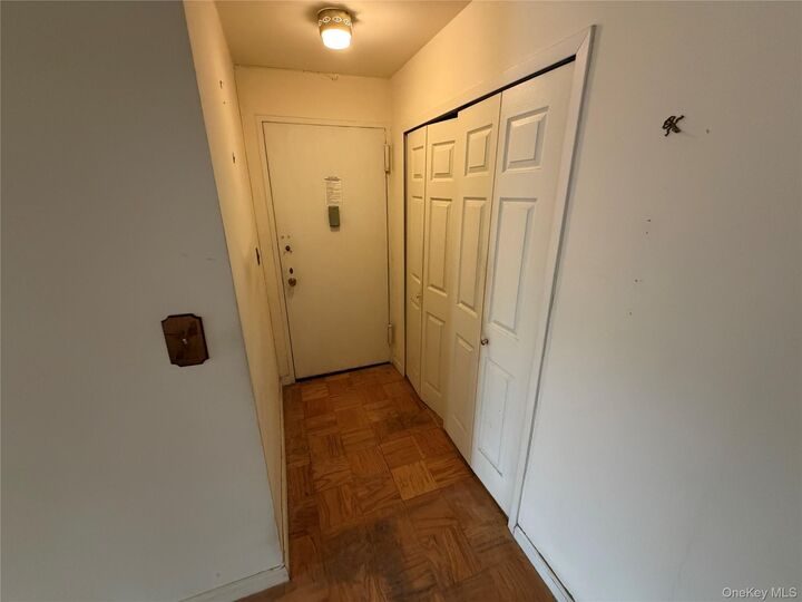 Property Photo:  70-25 Yellowstone Boulevard 3H  NY 11375 