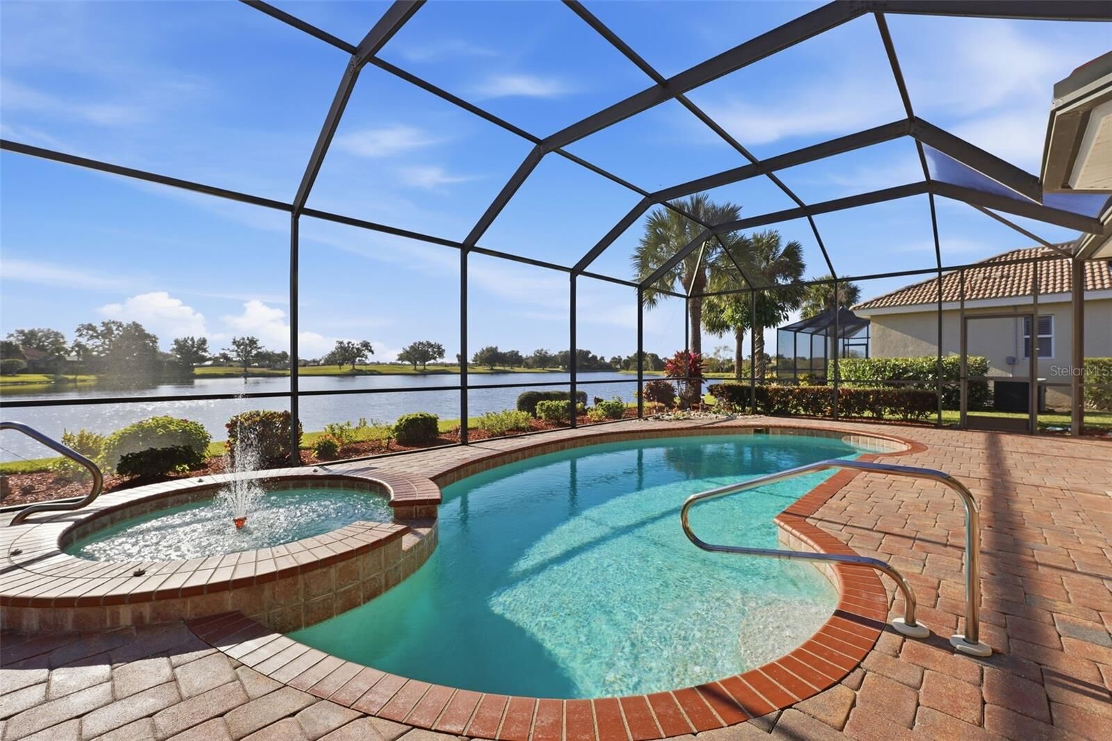 Property Photo: 142 Rimini Way FL 34275