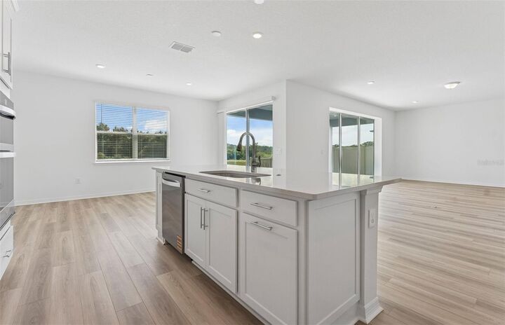 Property Photo:  1691 Ruby Lane  FL 33850 