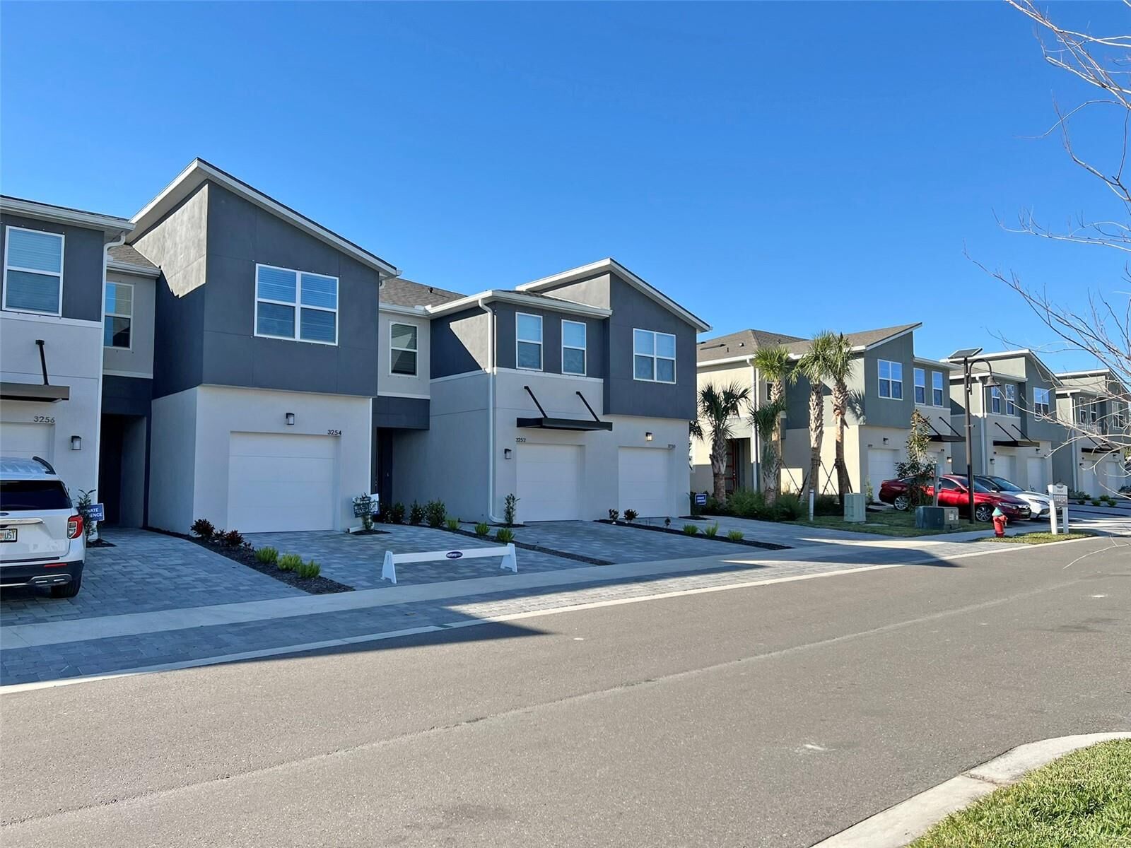 Property Photo: 3254 Moonlit Lily Place FL 33511