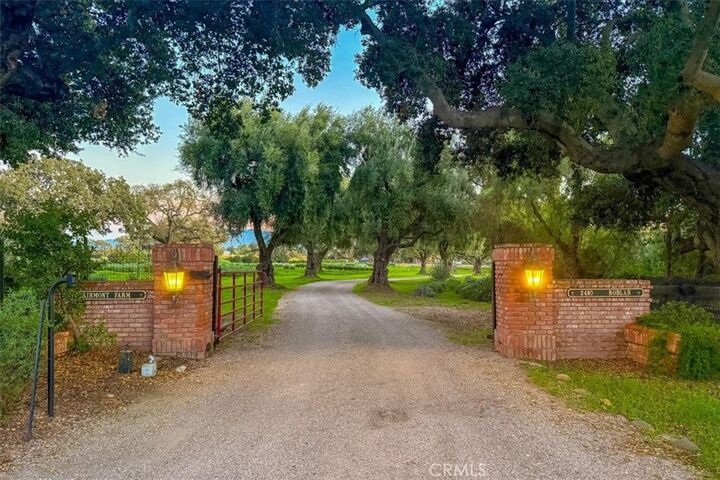 Property Photo: 2480 Roblar Avenue CA 93441