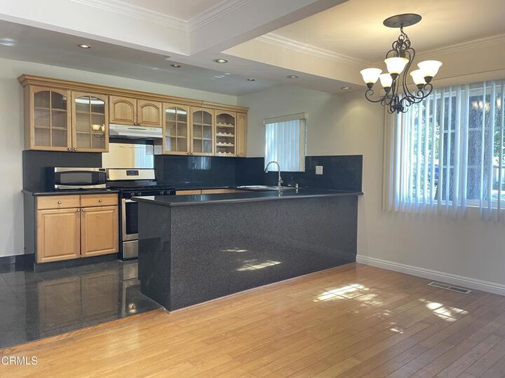 Property Photo:  4439 Alta Canyada Road  CA 91011 