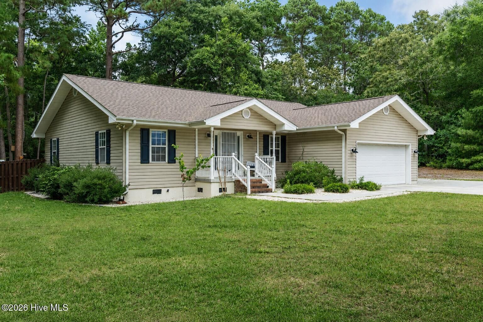 Property Photo: 510 Fawnbrook Lane SW NC 28462