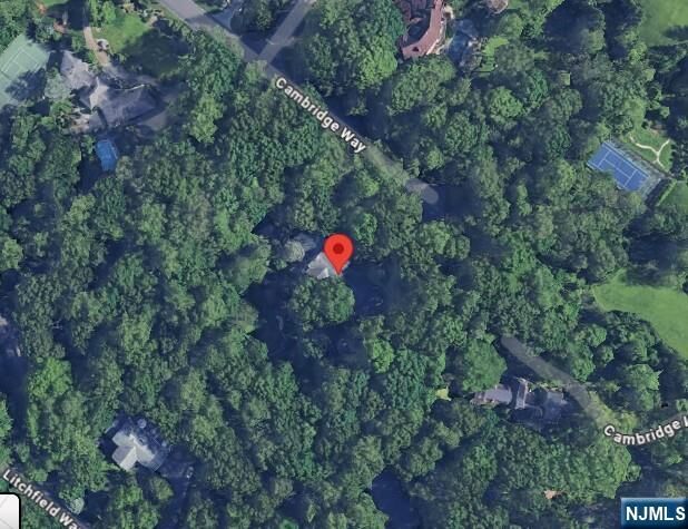 Property Photo:  34 Cambridge Way  NJ 07620 