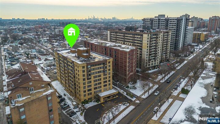 Property Photo:  344 Prospect Avenue 2E  NJ 07601 