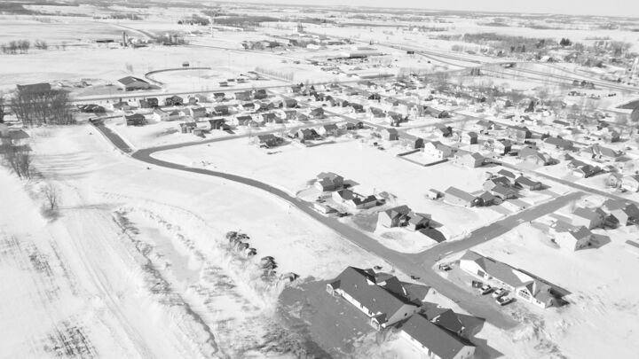 Property Photo:  208 E 11th Street SE  MN 56336 