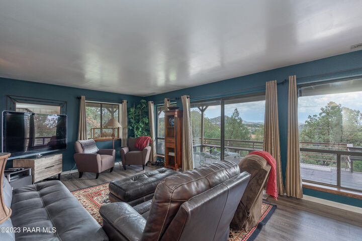 Property Photo:  647 Fiesta Lane  AZ 86303 