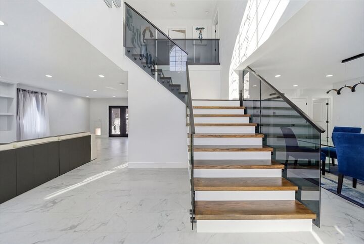 Property Photo:  5 Nottingham Cir  MA 02777 