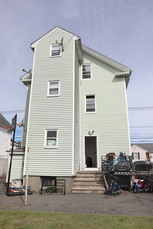 Property Photo:  41 Northend St  MA 01960 