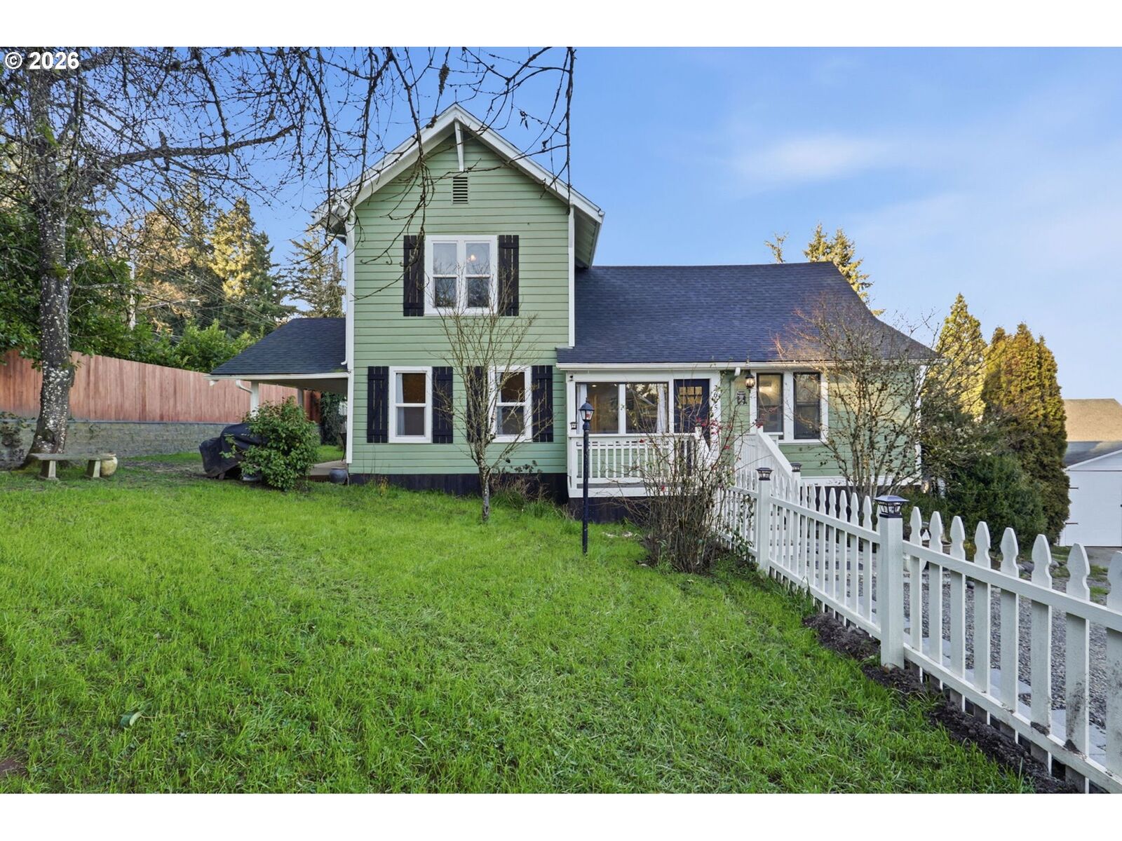 Property Photo:  2695 Dillow Dr  OR 97068 