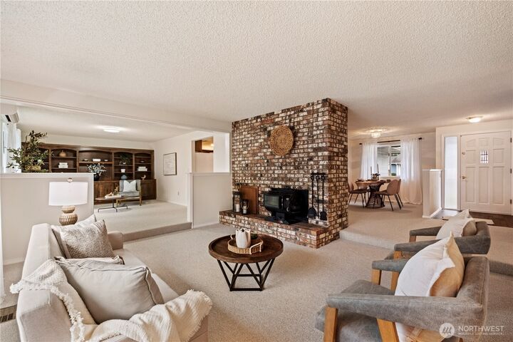 Property Photo:  2532  107th Place SE  WA 98208 