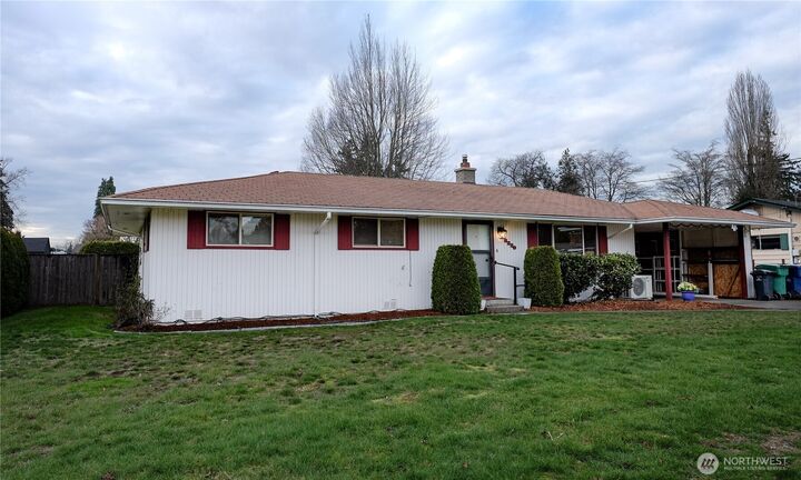 Property Photo: 8220 53rd Drive NE WA 98270