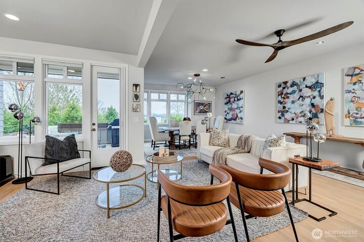 Property Photo: 8627 112th Lane NE WA 98033