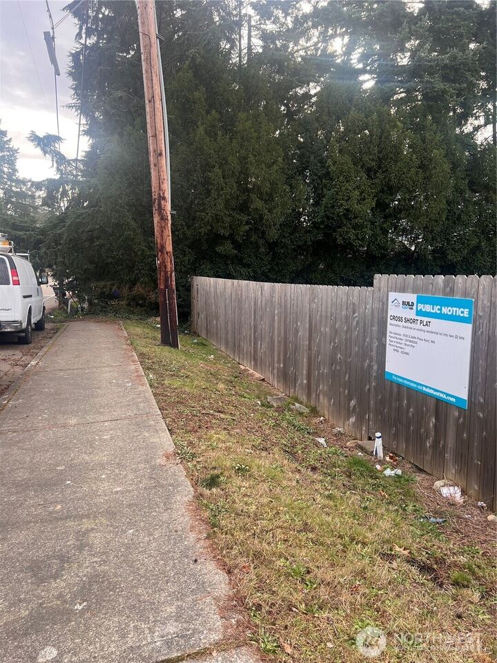 Property Photo: 9725 S 244th Place WA 98030