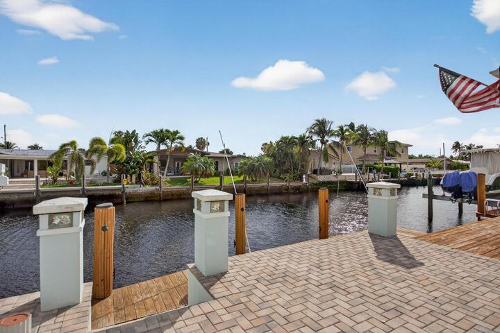 Property Photo:  650 SE 6th Avenue  FL 33060 