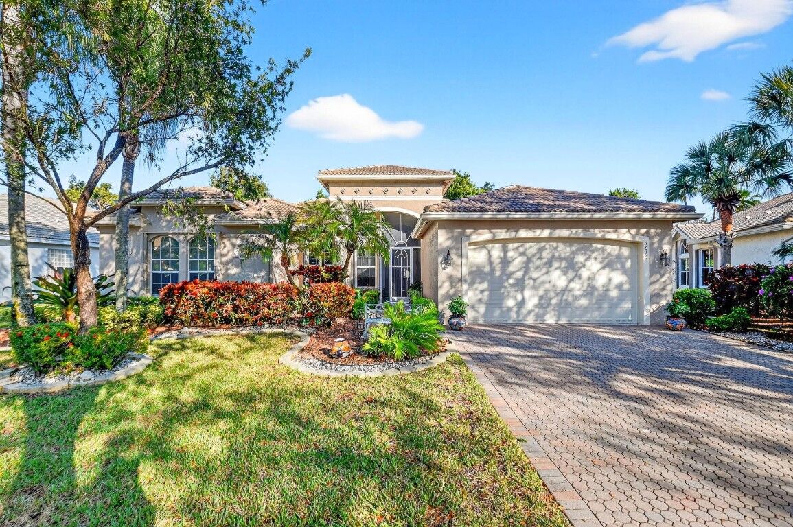 Property Photo:  7615 Tarpon Cove Circle  FL 33467 