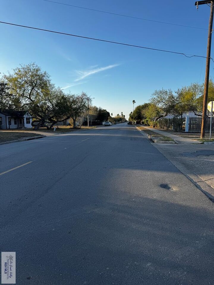 Property Photo:  1014 W Washington Ave.  TX 78520 