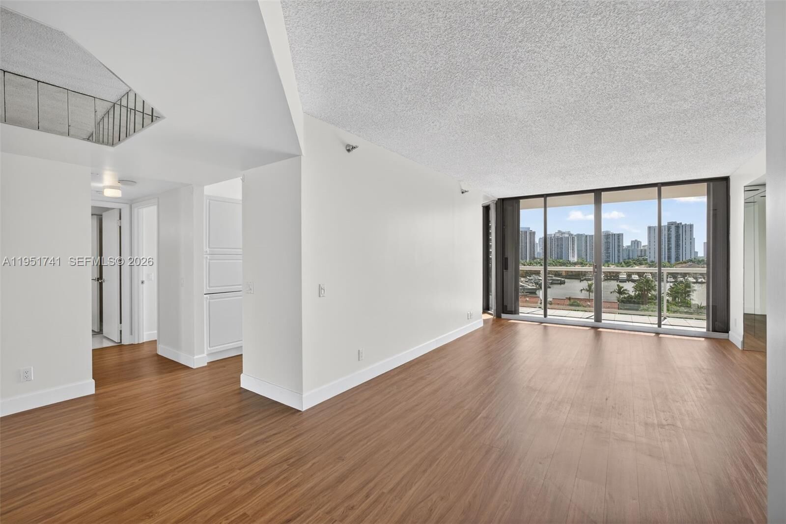 Property Photo:  3640 Yacht Club Dr 708  FL 33180 