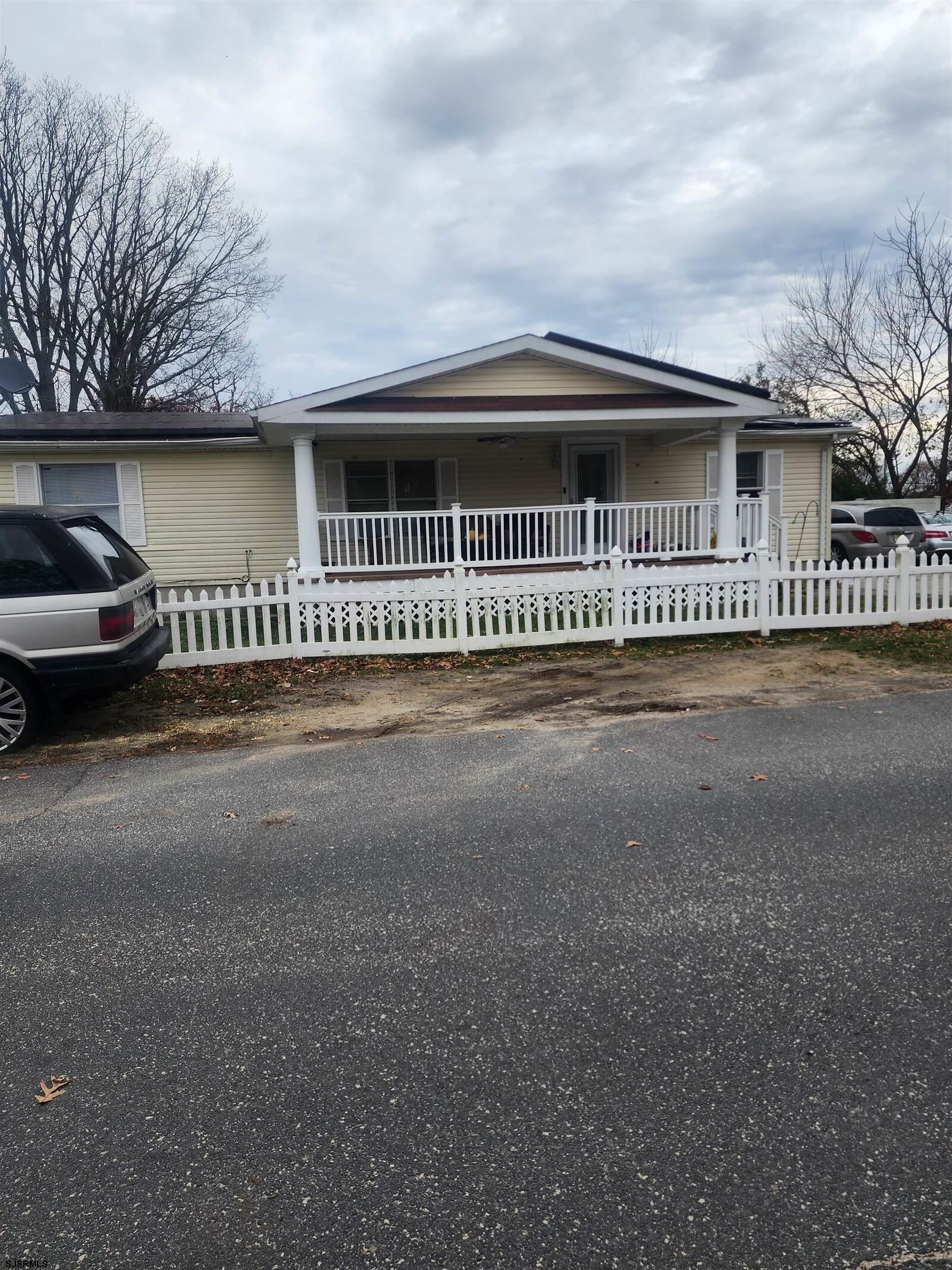 Property Photo:  206 Mill Rd  NJ 08232-9999 