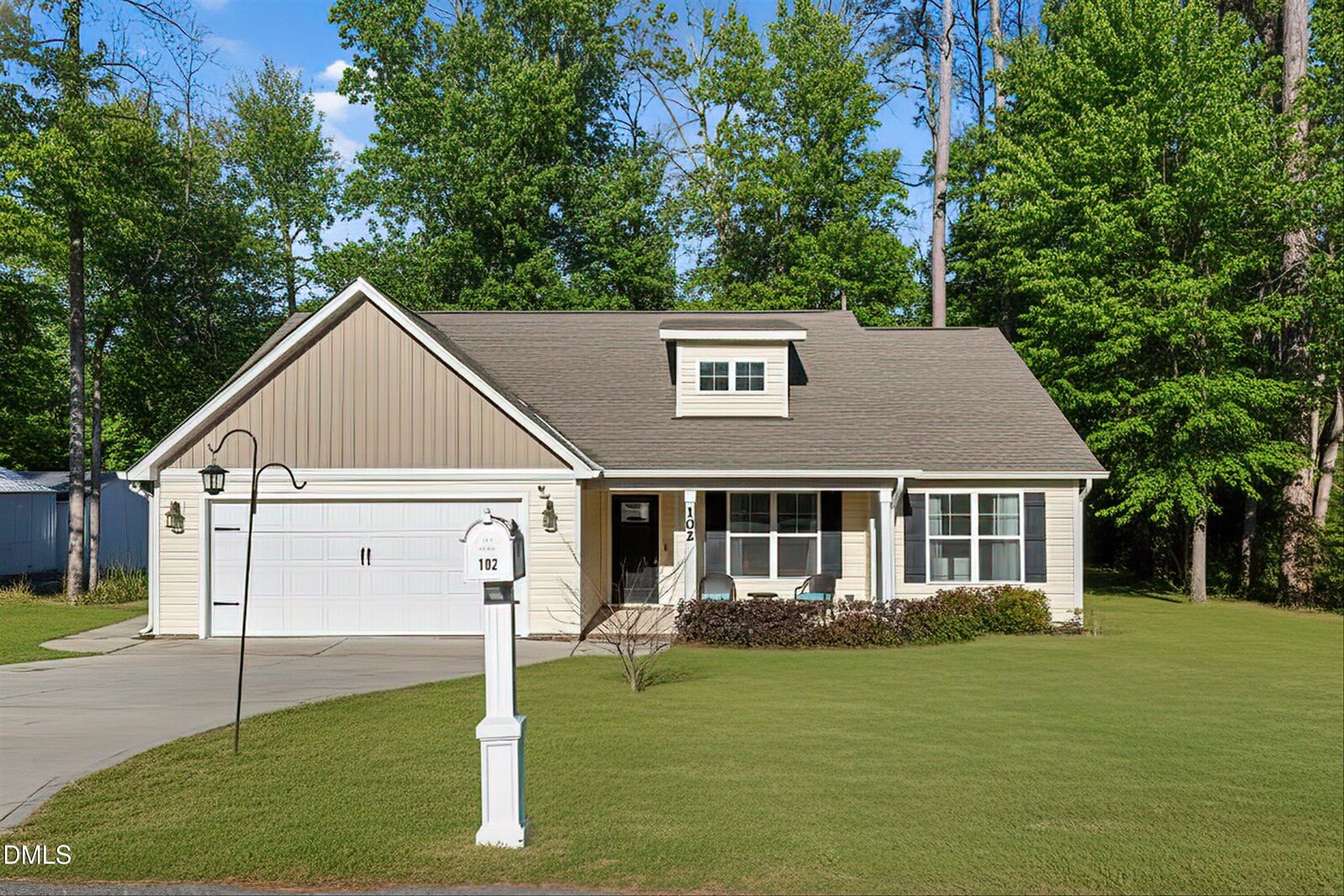 Property Photo:  102 Lakeview Drive  NC 27524 