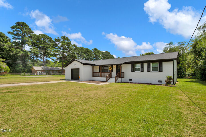Property Photo:  7001 Bronwyn Street  NC 28314 