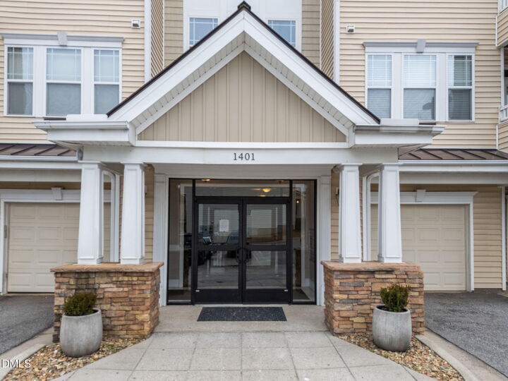 Property Photo:  1401 Coopershill 308  NC 27604 