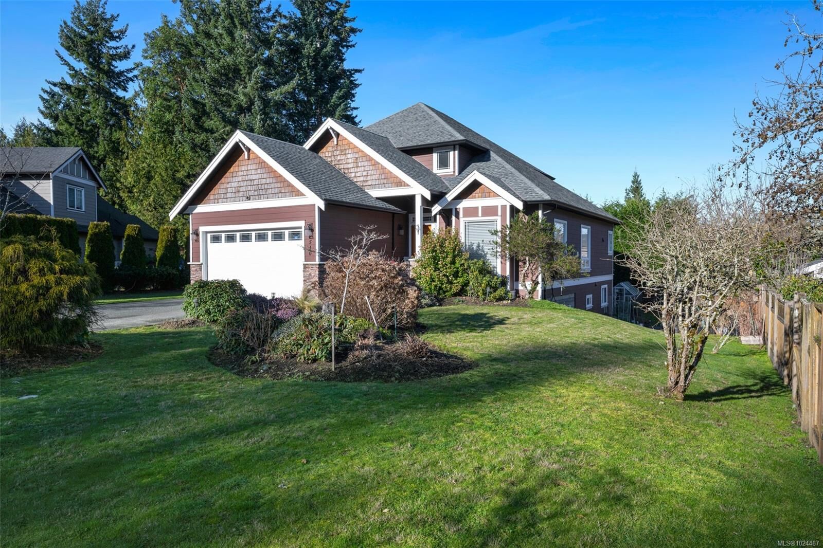 Property Photo:  2510 Boompond Rd  BC V8H 1H4 