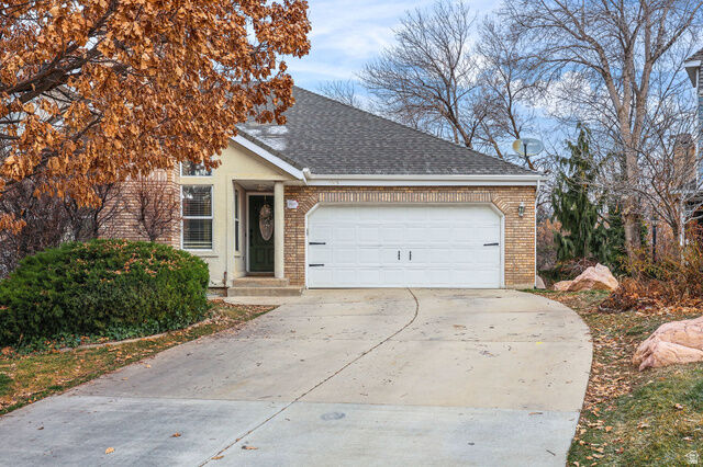 Property Photo: 1015 E Brook Haven Dr N UT 84037