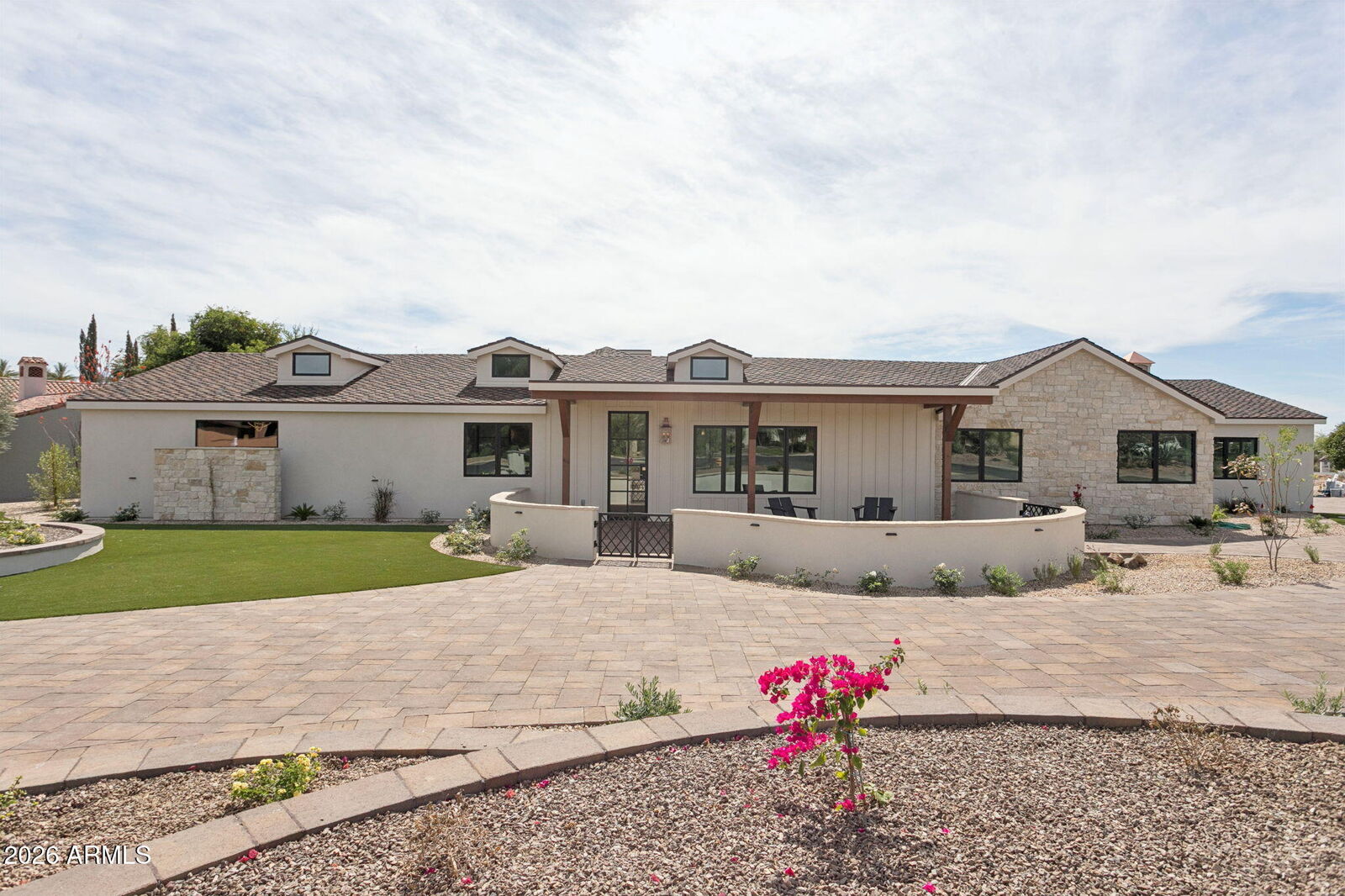 Property Photo: 7019 E Vista Drive AZ 85253