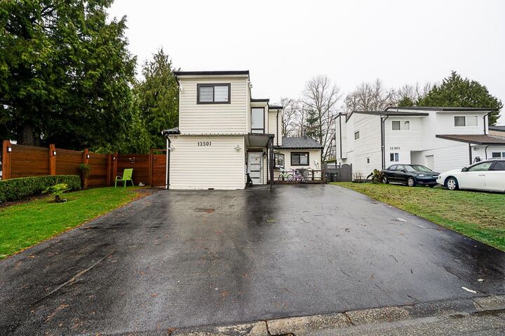 Property Photo: 12501 76A Avenue BC V3W 7W5