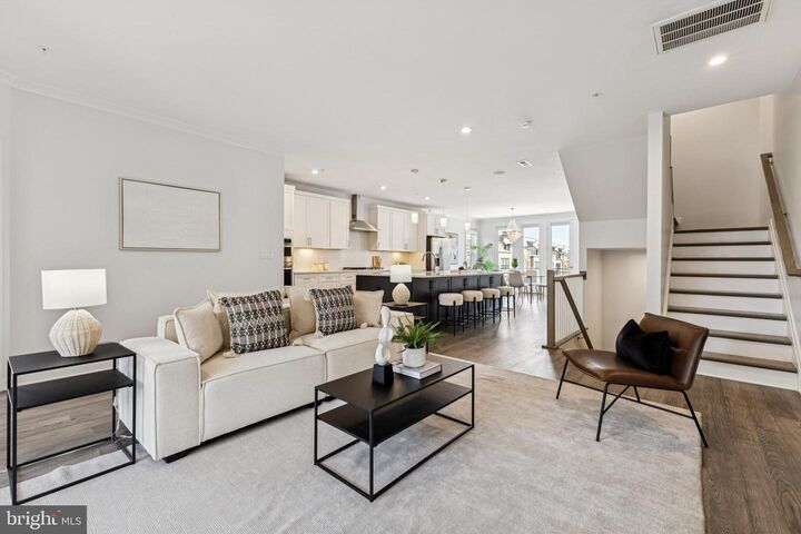 Property Photo:  4635 Charger Place 805  VA 20151 