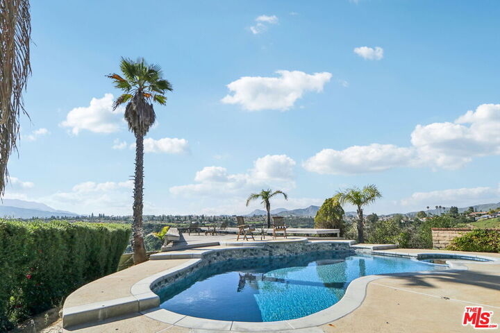 Property Photo: 1821 Calle Petaluma CA 91360